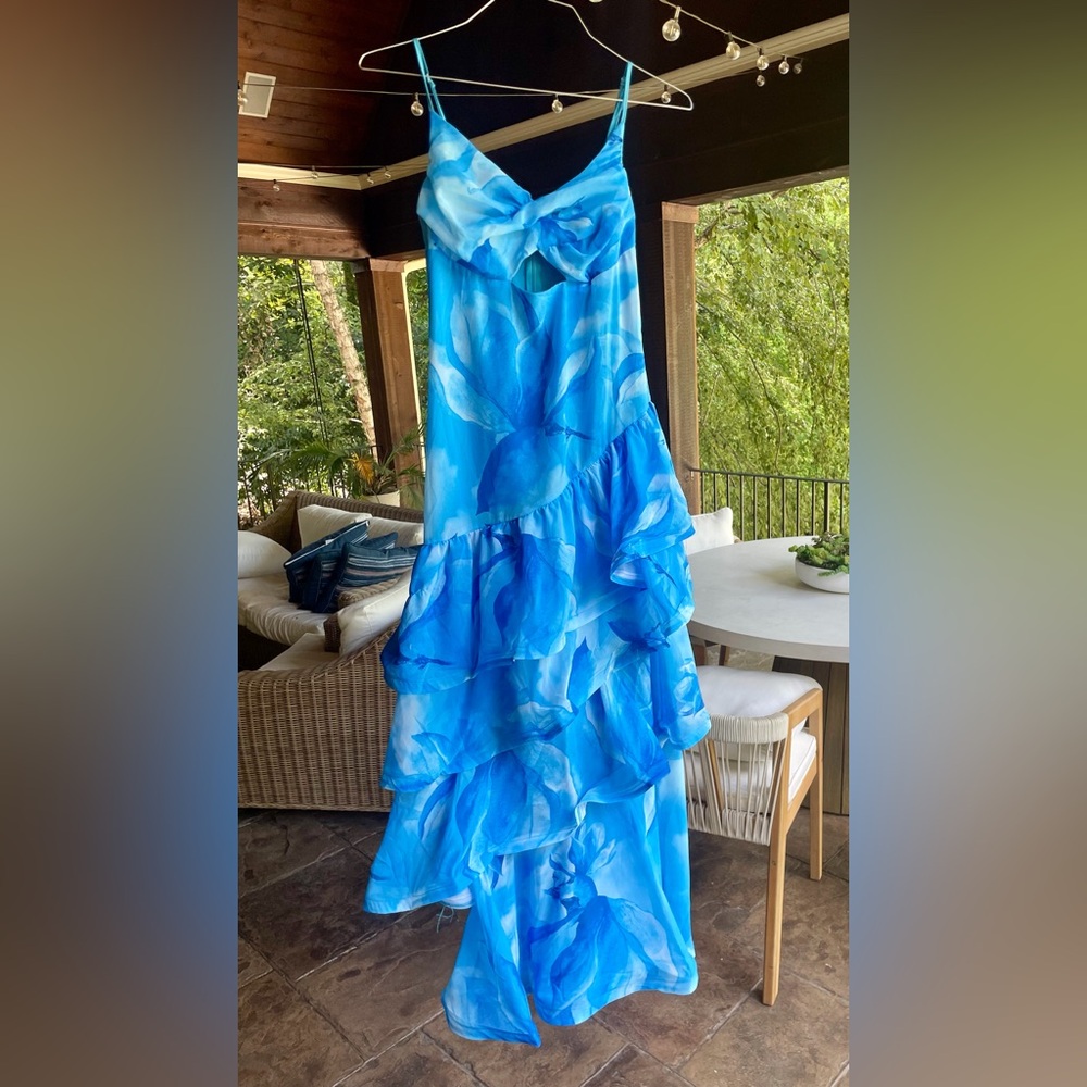 Elegant Blue Maxi Dress